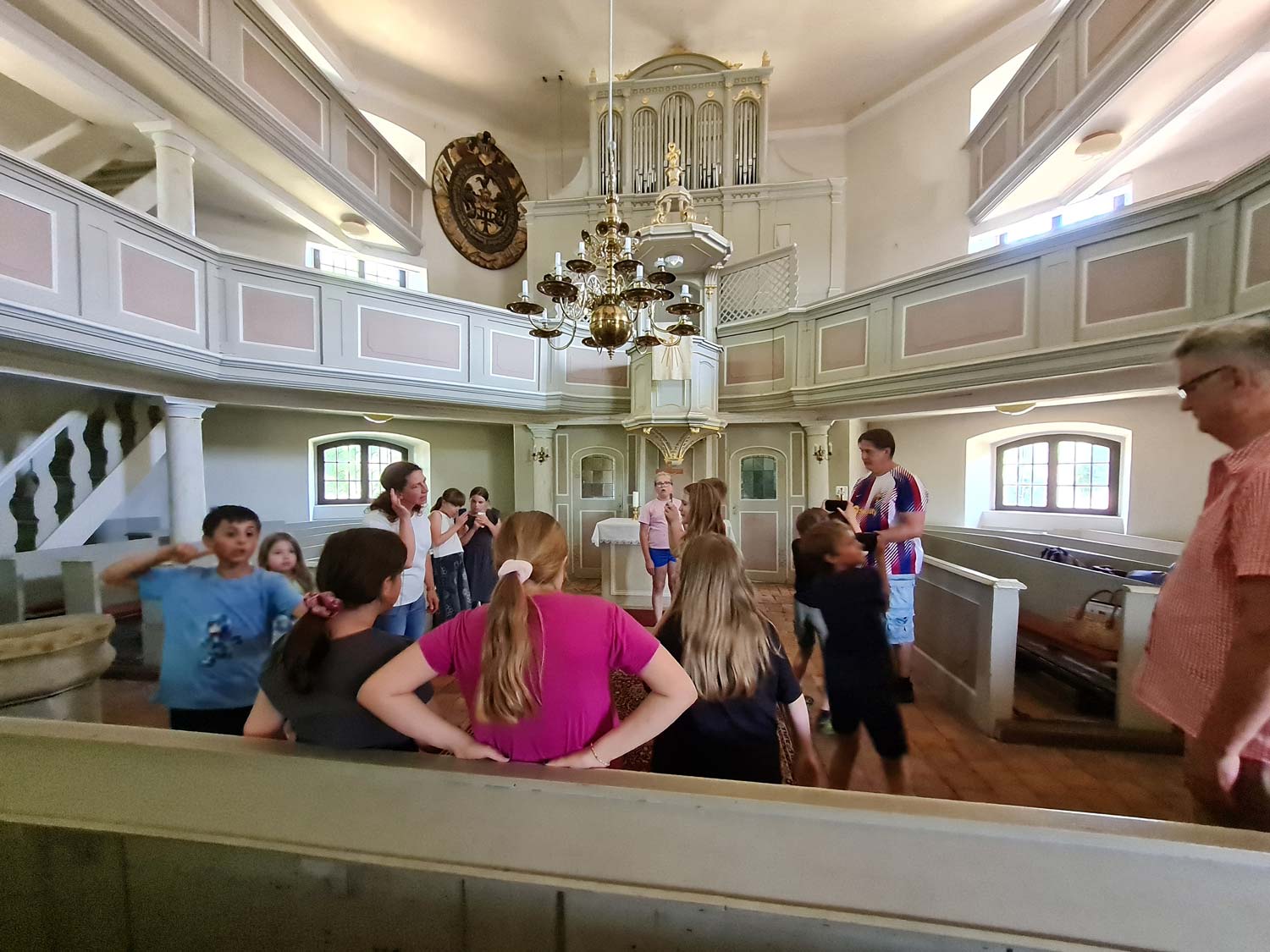 Golzow, Kirche Golzow, Rochow-Grundschule, Rochow-Theater