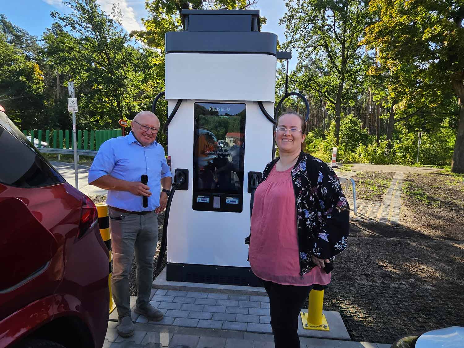 Damsdorf, E-Ladesäulen, Bernhard Pietrucha, Stephanie Kirstein