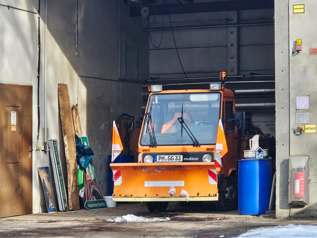 Golzow, Bauhof, Multocar