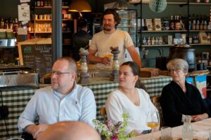 Farm-to-Table, Waldraum, Borkheide , Von Hand, Glindow