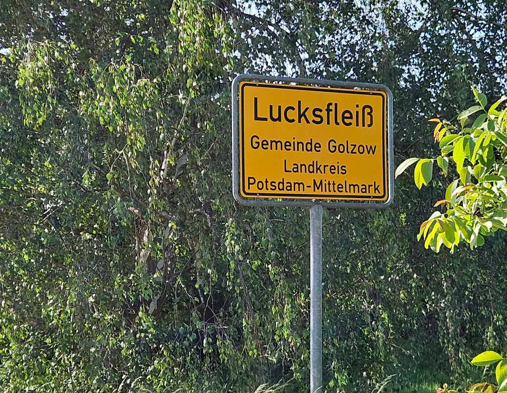 Ortsschild Lucksfleiß